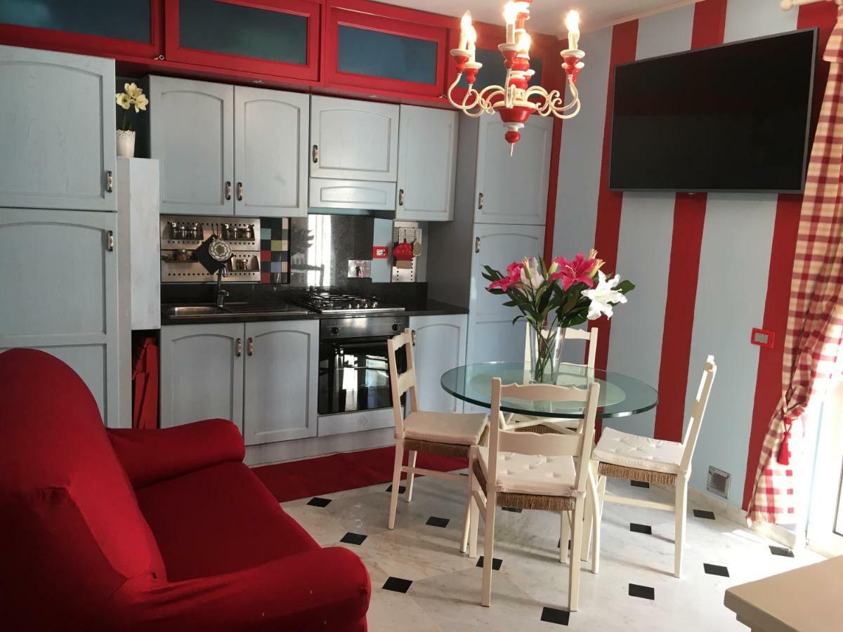 Rodeo Drive Apartment Viareggio Ngoại thất bức ảnh